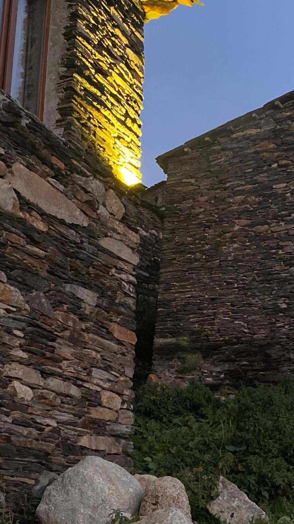 Hotel Nizharadze'S Tower Ushguli Exterior foto